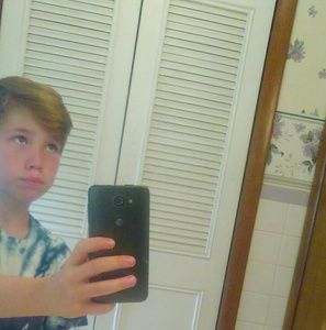 Meet your Posher, Eli