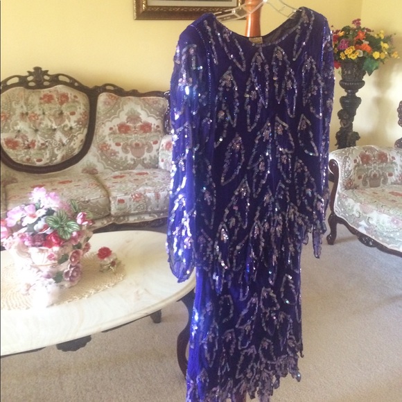 Dress - Picture 2 of 5