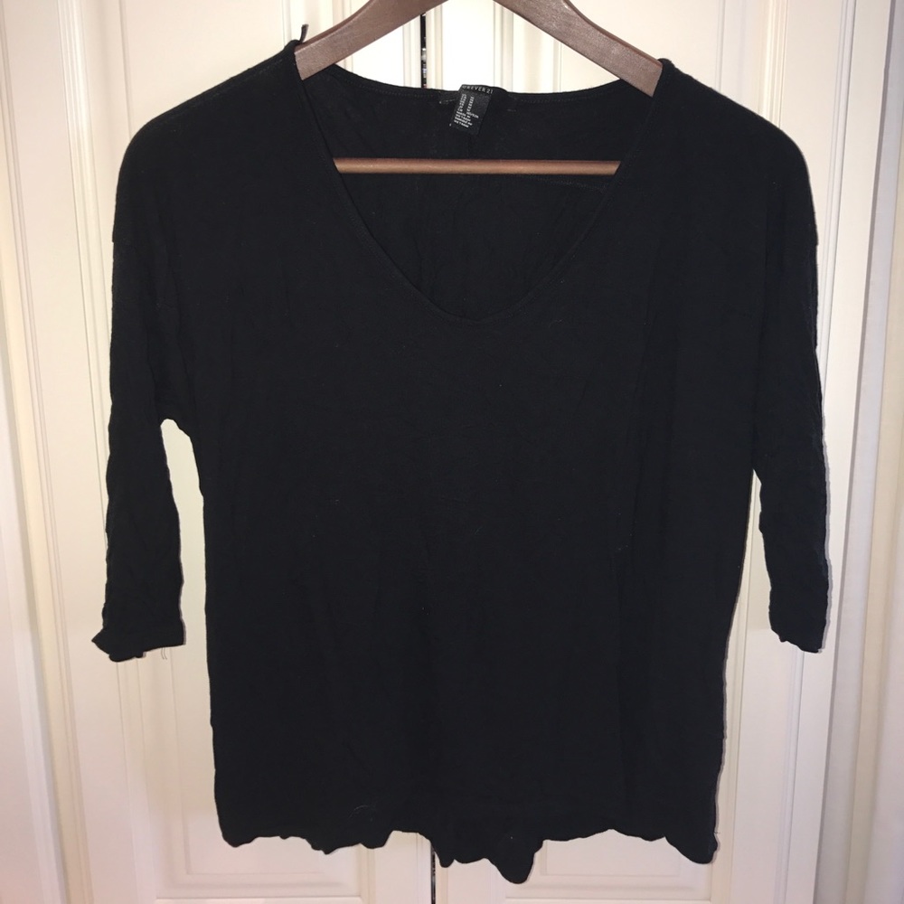 Black t shirt