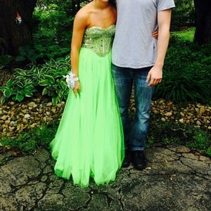 Prom dress