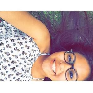 Meet your Posher, Isabella