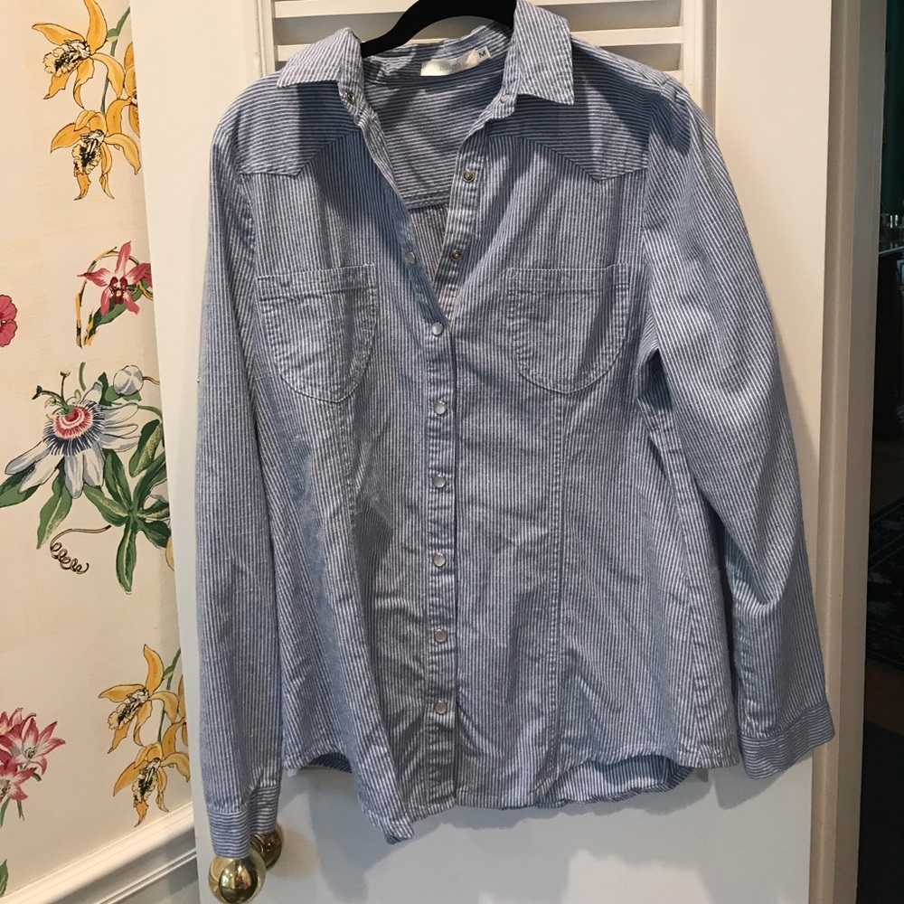 Blue and White LF Top