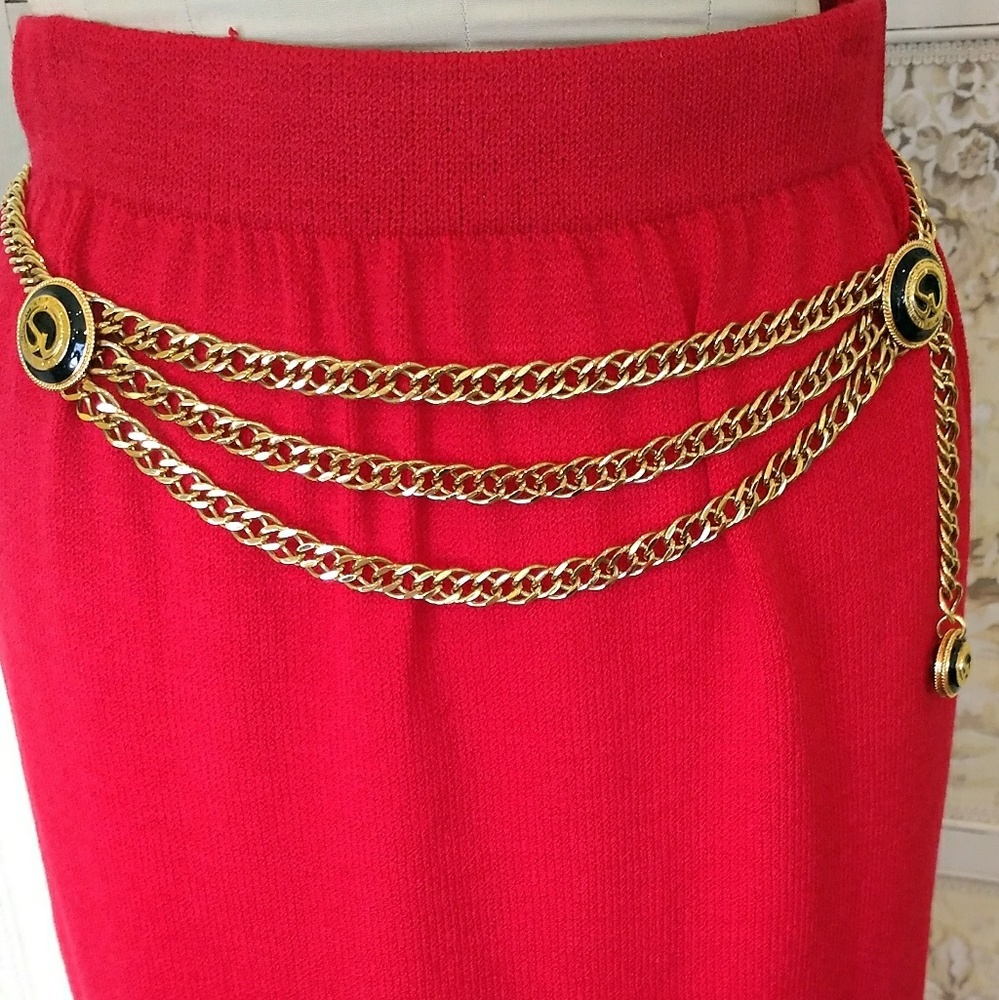 ST. JOHN GOLD CHAIN BELT.