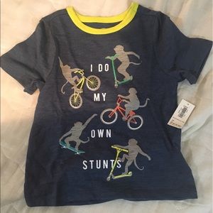2t old navy shirt