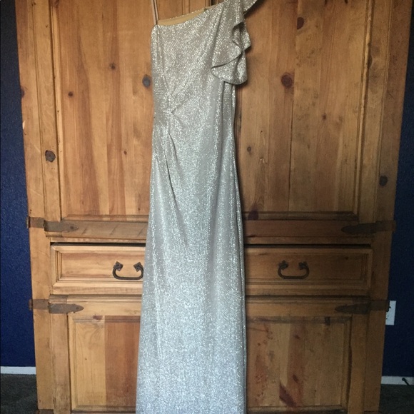 Adrianna Papell Metallic One-Shoulder Gown size 2 - Picture 5 of 8