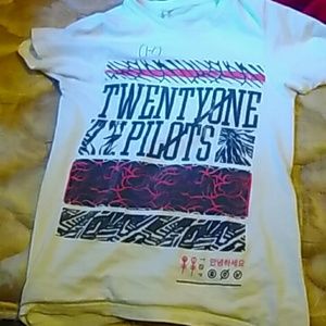 Twentyone pilot shirt