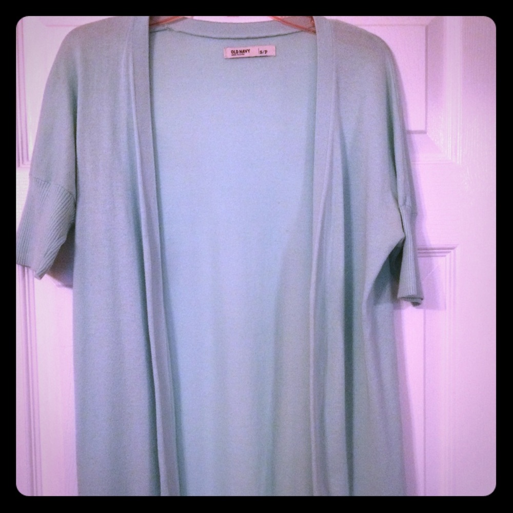 Short sleeved sweater