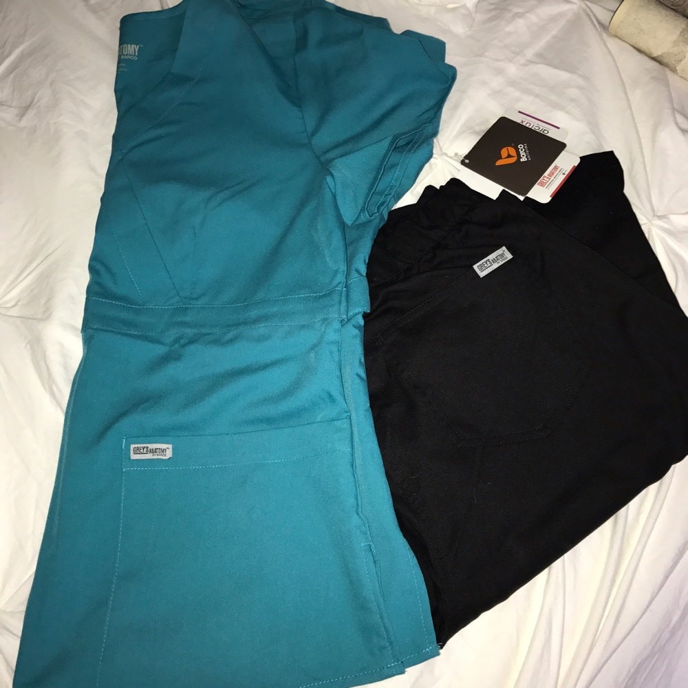 Brand new w/o tags, Barco Grey's Anatomy scrub top
