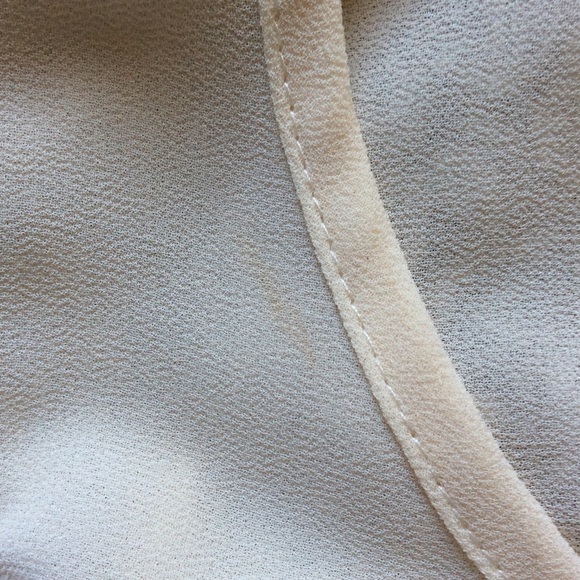 Pins & Needles Pleated Heartshape Top - Picture 5 of 6