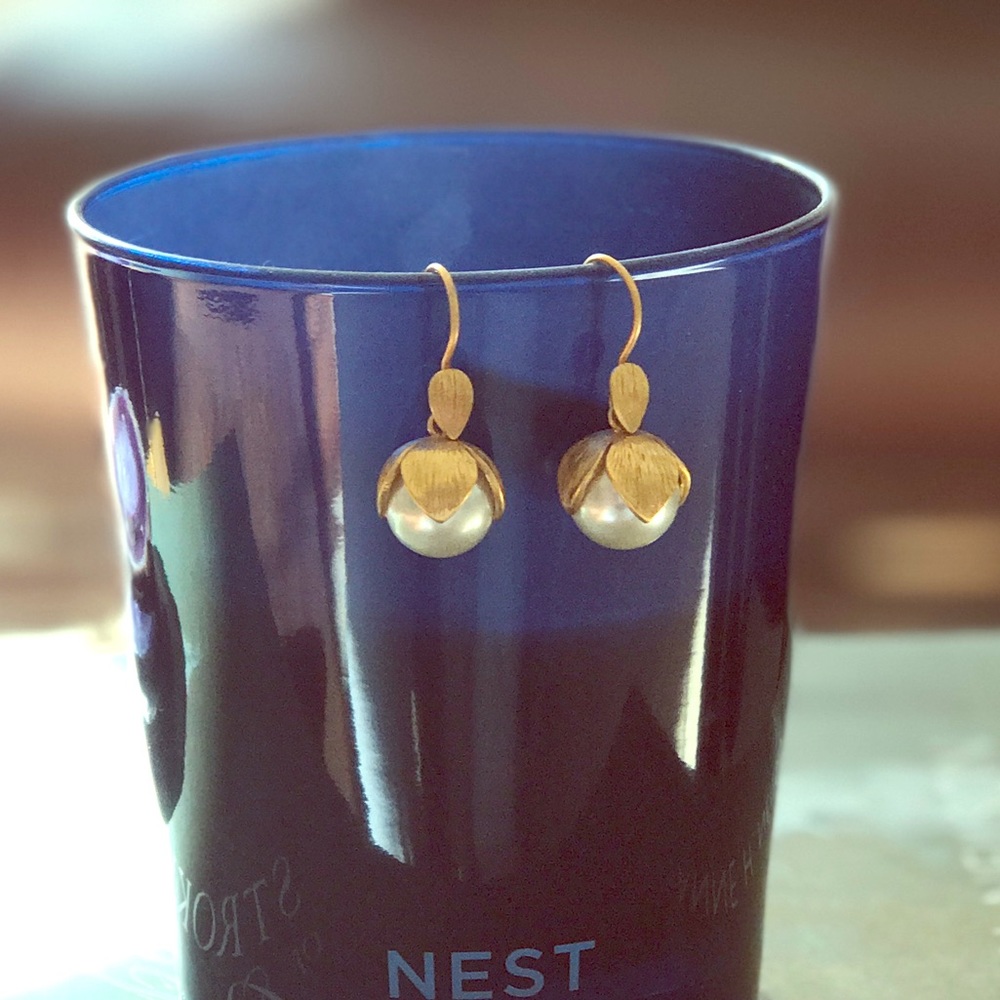 Julie Vos Pearl Drop Earring BRAND NEW