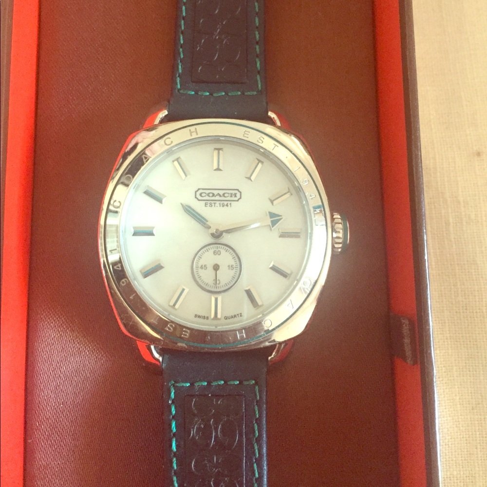 Timeless Coach Watch! - Picture 2 of 5