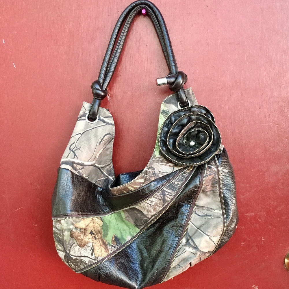 Real Tree Camo Purse