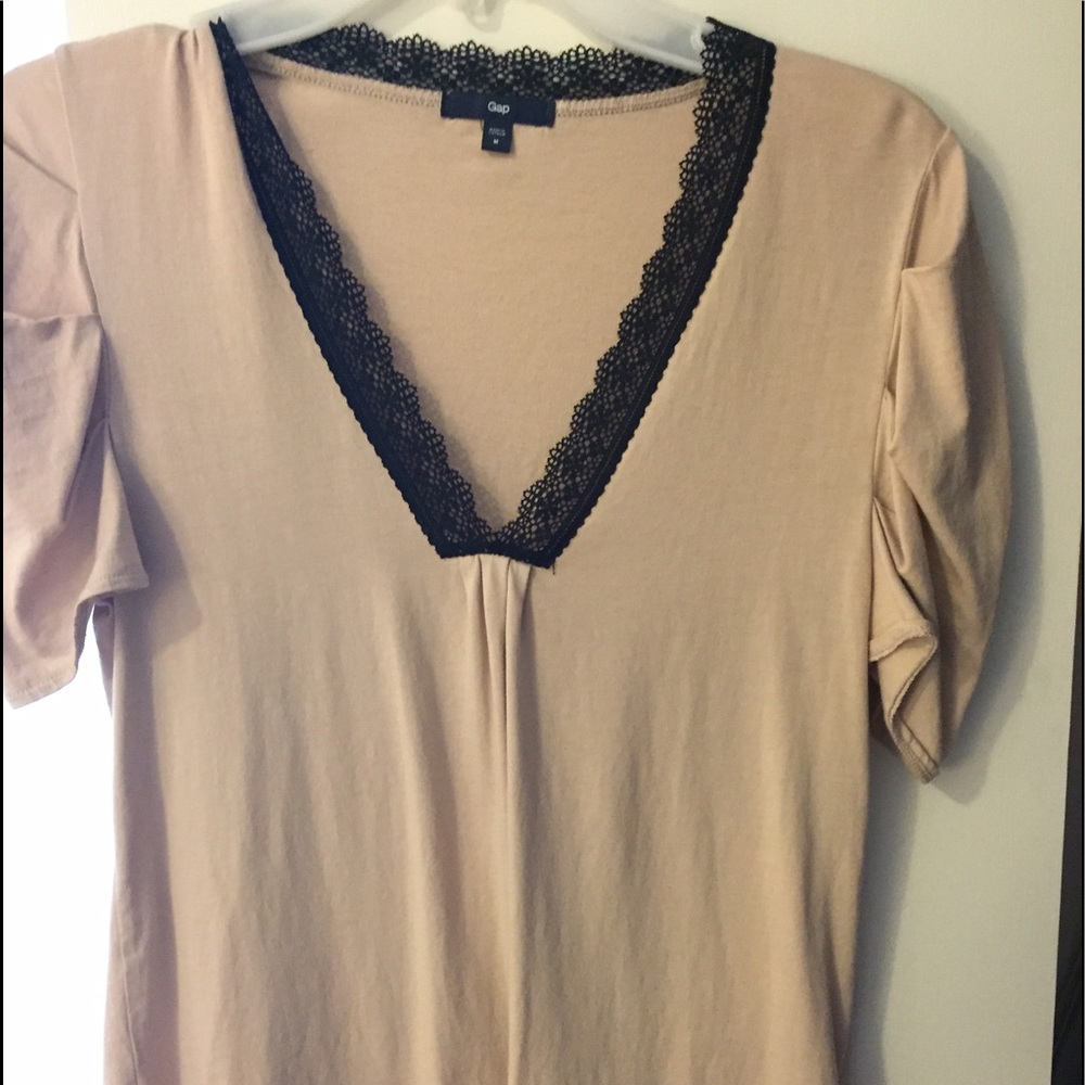 beige top