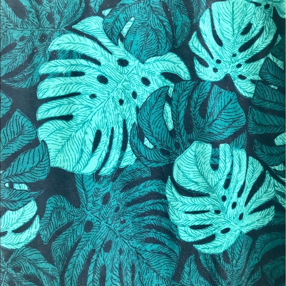 Palm Leaf Print Tank Top - Picture 3 of 3