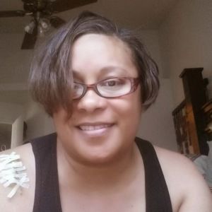 Meet your Posher, Cynthia