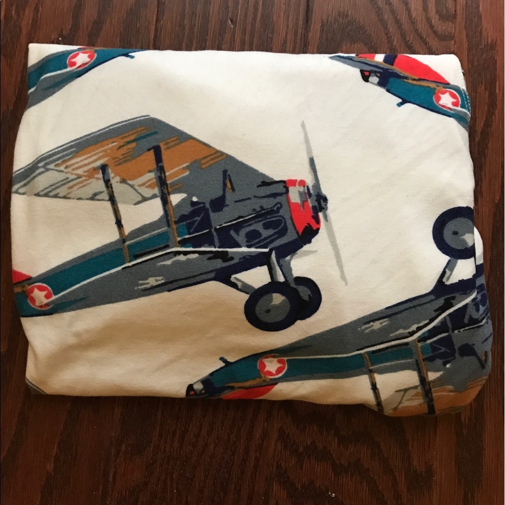 UNICORN 🦄 Vintage airplanes. TC LulaRoe Leggings.