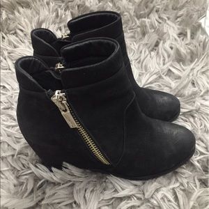 Kenneth Cole Black Suede Booties