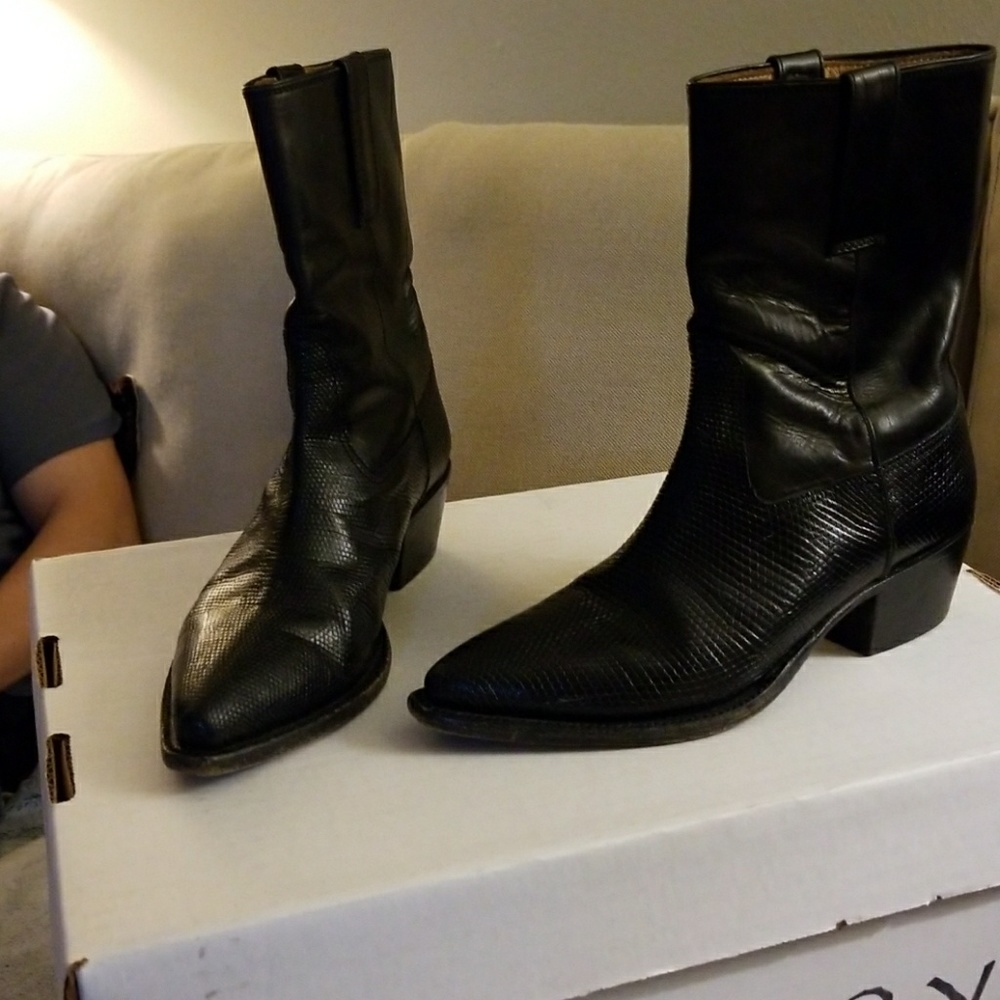 Cole haan: Crafted in Italy booties