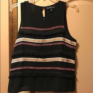 detailed tanktop-- NEVER WORN