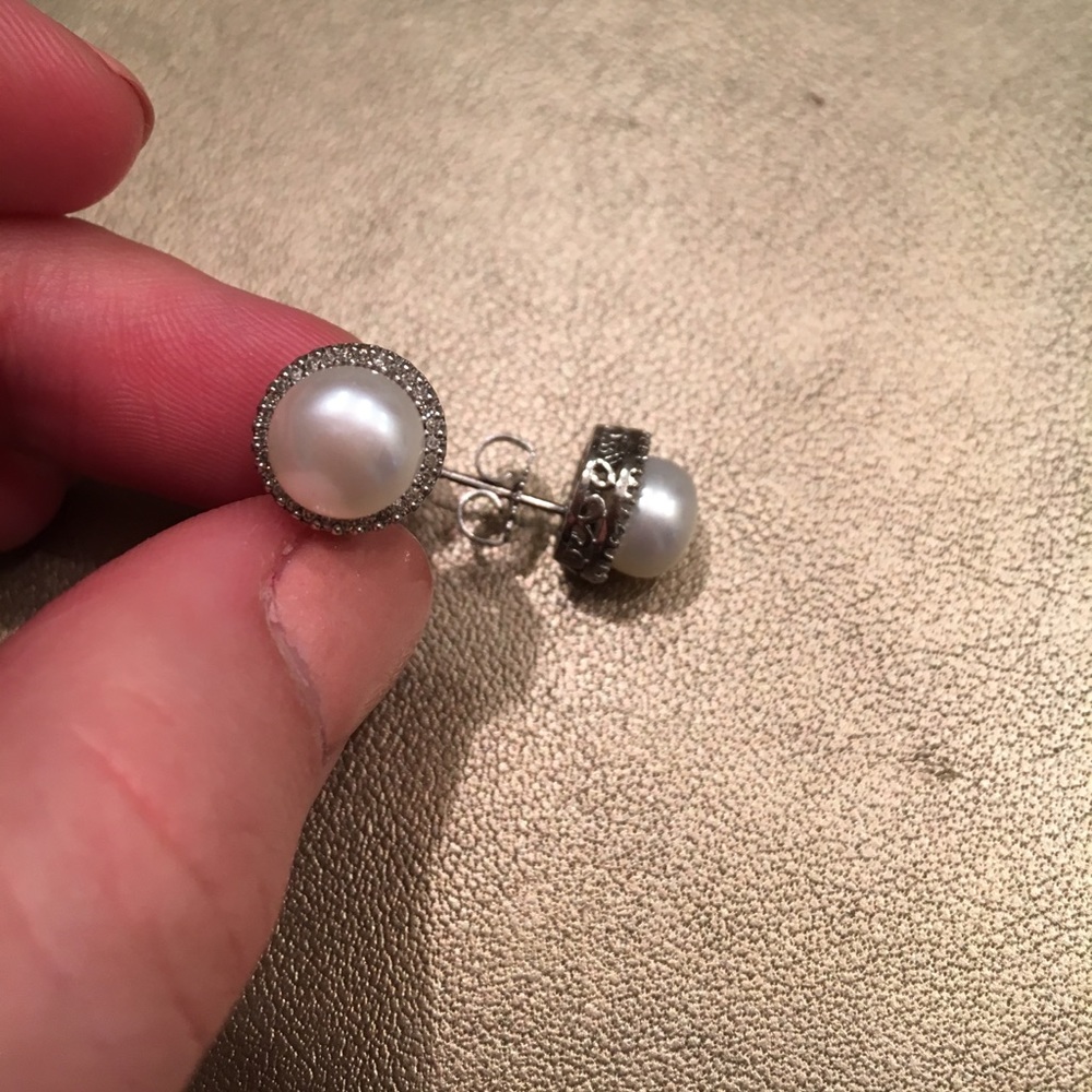 Natural Pearl and diamond earrings