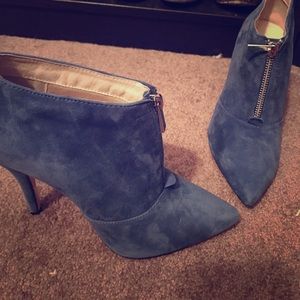 Blue heels never worn!