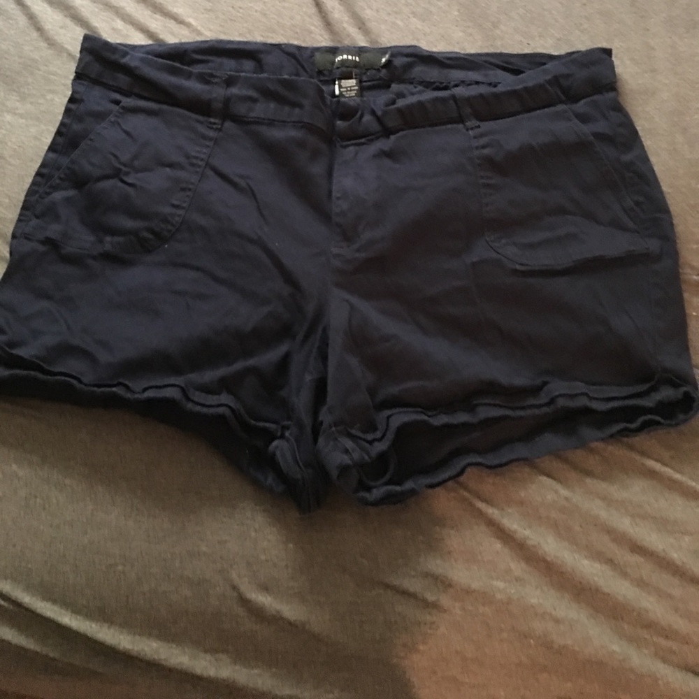 Plus size navy shorts