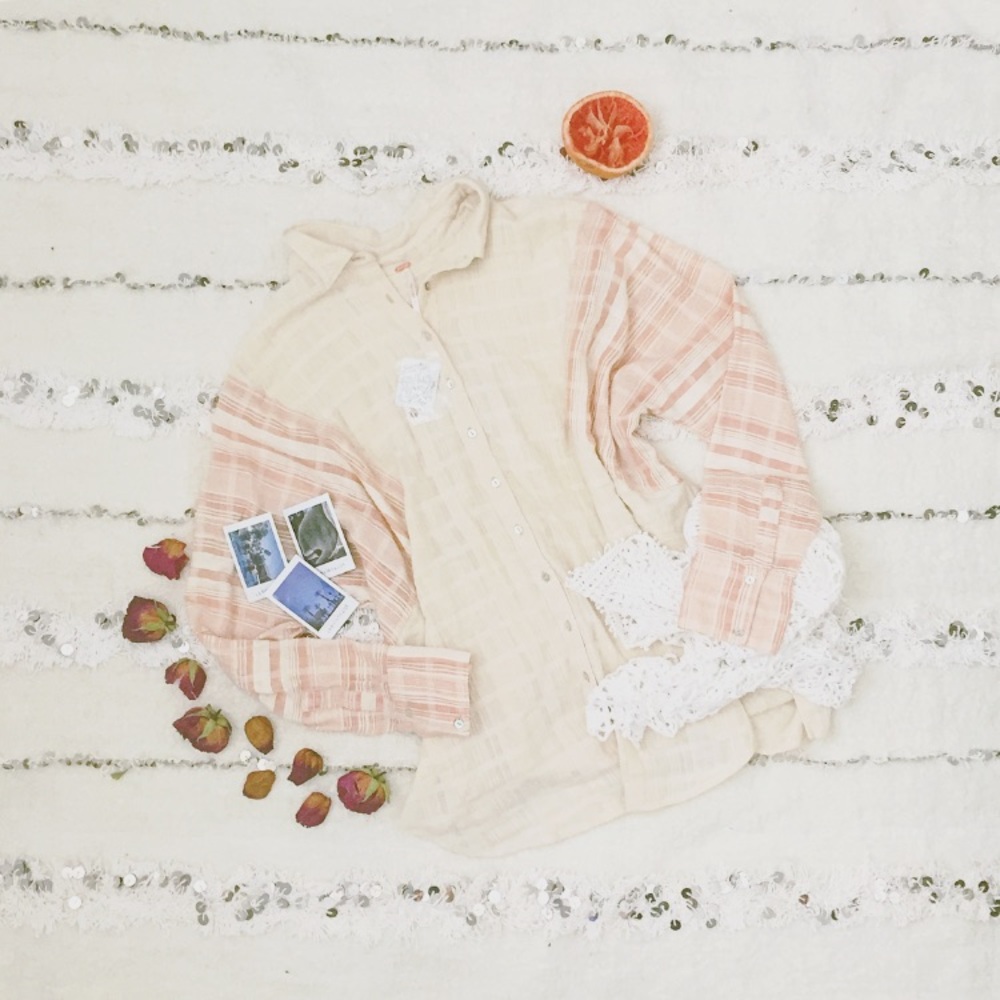 • Free People • Oversized Peach Cream Button Top •
