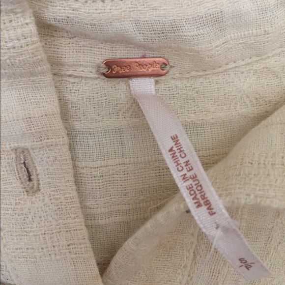 • Free People • Oversized Peach Cream Button Top • - Picture 3 of 6