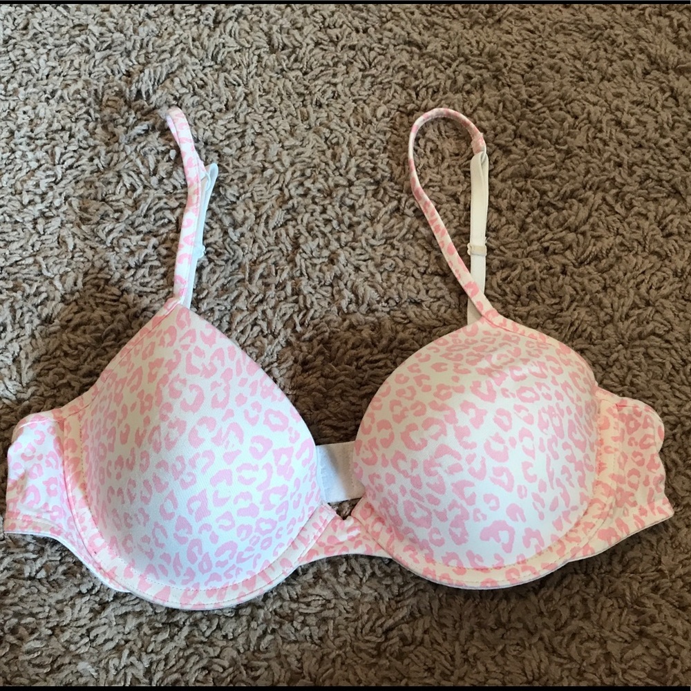 Victoria's Secret T- Shirt Demi