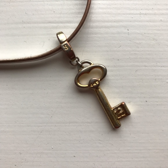 Brassy bronze key charm bangle buckle bracelet - Picture 2 of 5