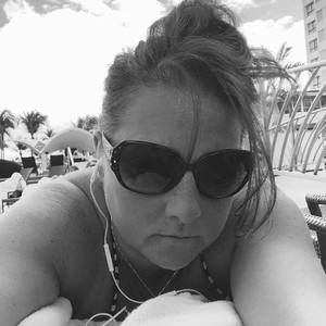 Meet your Posher, Paula