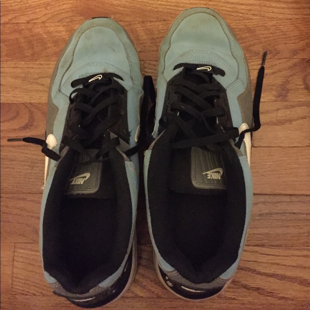 Men's Nike airmax shoes