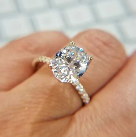 5ct 11x9mm Oval 14k Gold Diamond Engagement Ring - Picture 9 of 16