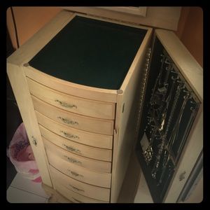jewelry box