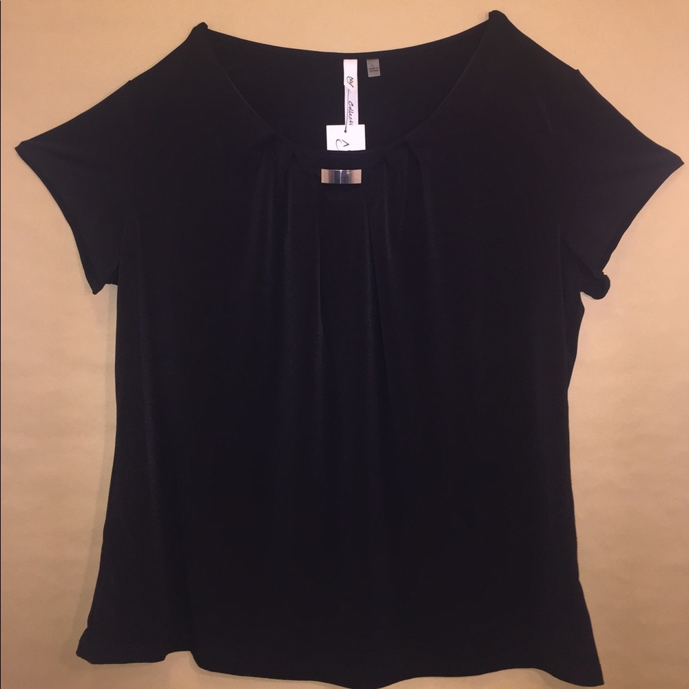 NY Collection Pleated Hardware Trim Top