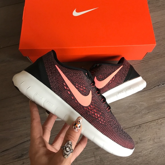 NWT Nike free rn Black - Picture 5 of 8