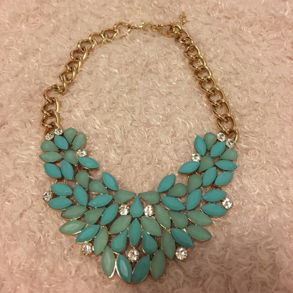 Necklace - Picture 2 of 4