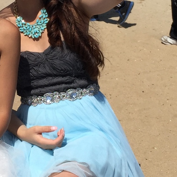 Necklace - Picture 4 of 4