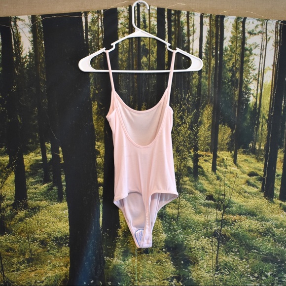 🚫SOLD🚫 AA 2x2 Rib U-Back Bodysuit in Pink - Picture 2 of 4