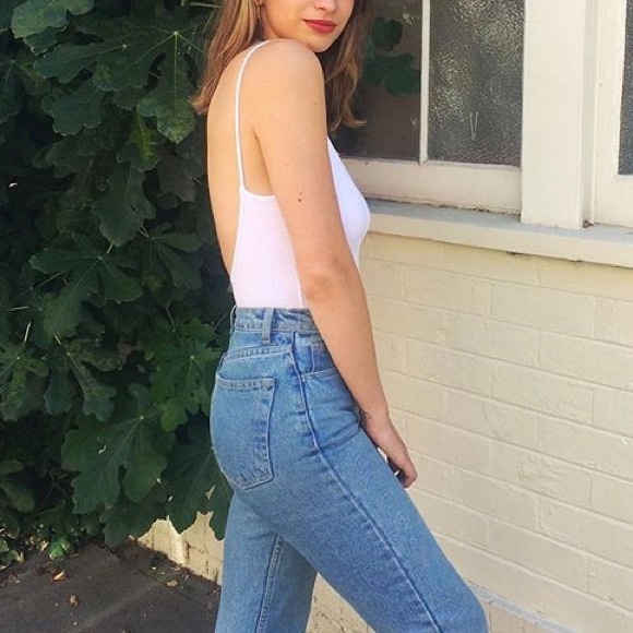 🚫SOLD🚫 AA 2x2 Rib U-Back Bodysuit in Pink - Picture 3 of 4