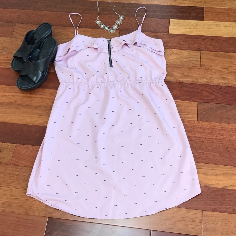EUC Roxy bow print dress light pink