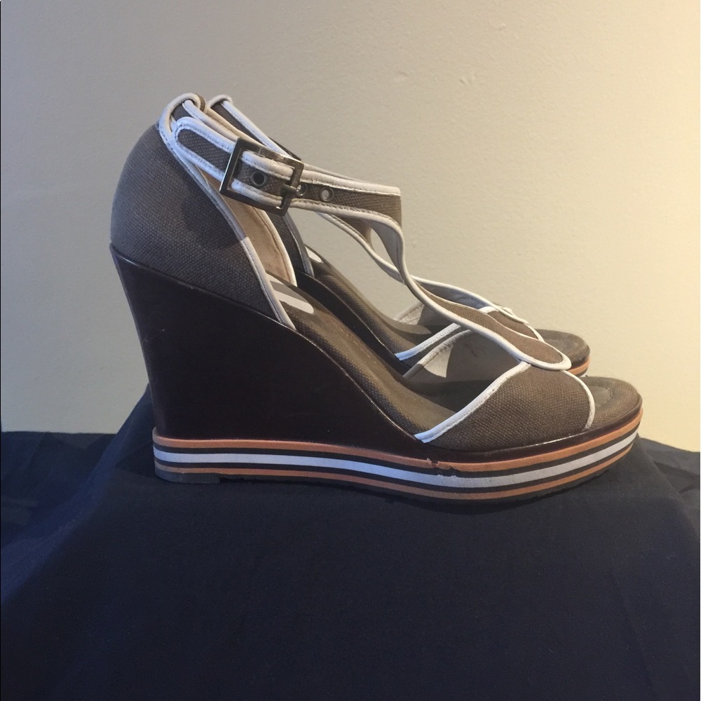 Coach Wedge Sandals - Picture 2 of 8