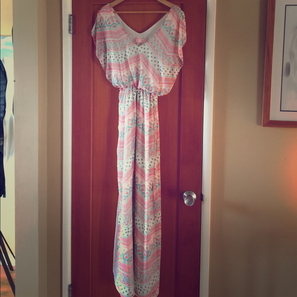 Sheer pullover dress w full slip