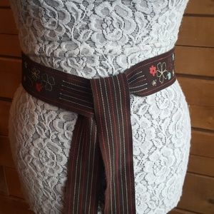 Brown Leather BOHO embroidered belt, size Sml/Med