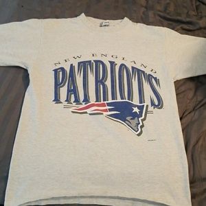 Vintage New England Patriots shirt
