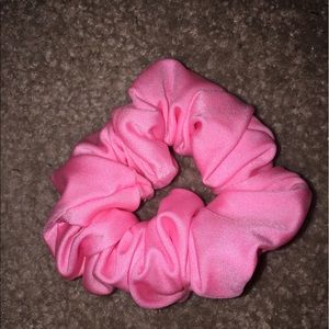 pink American apparel scrunchie