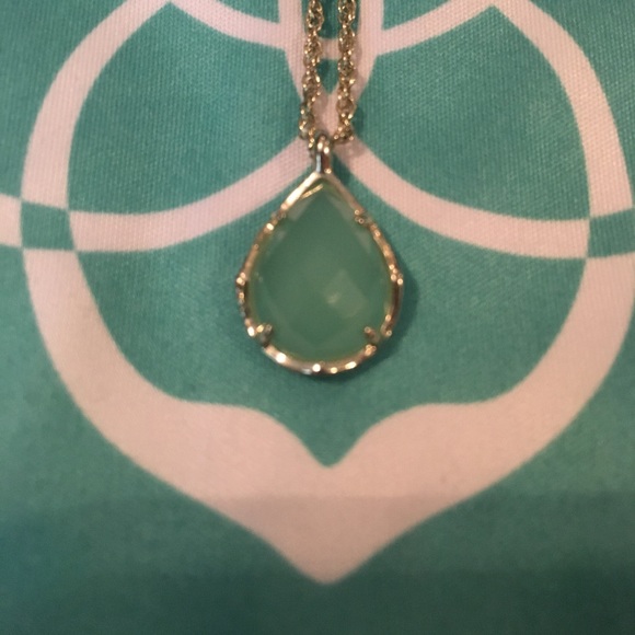 Kendra Scott Kiri Necklace - Picture 2 of 3