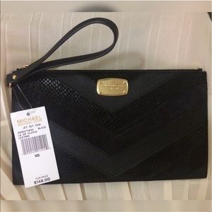 Michael kors clutch wristlet nwt