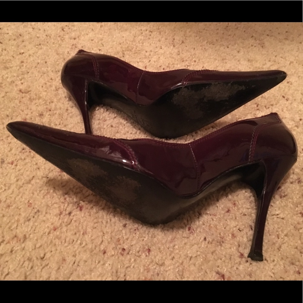 Charles David Dark Maroon Patent Stilettos - Picture 3 of 8