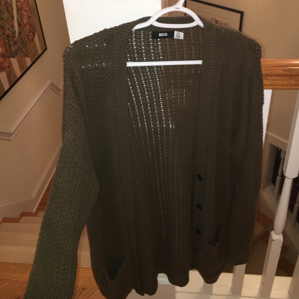 URBAN OUTFITTERS GREEN SWEATER